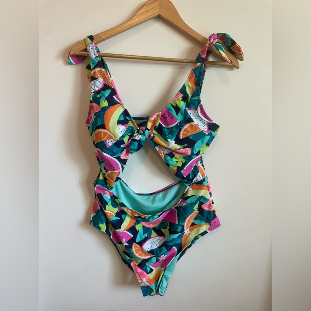 Ladies swimsuit